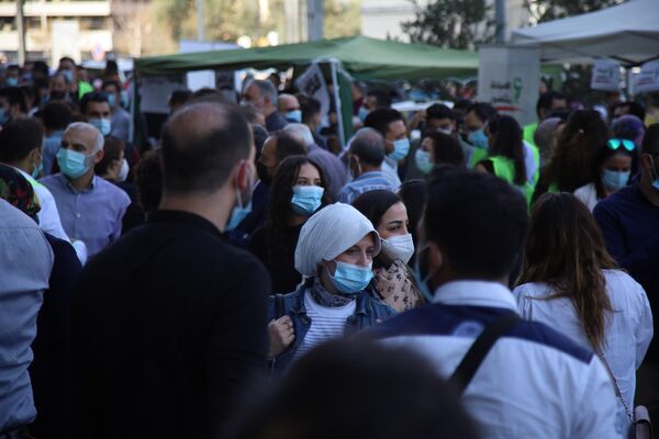  انتخابات نقابتا الصيادلة وأطباء الأسنان ما بين الديمقراطية والإلغاء - سبوتنيك عربي