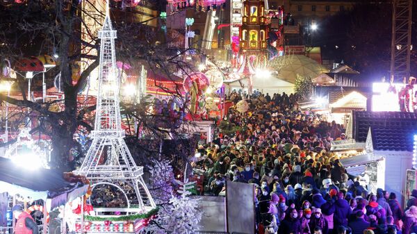 سوق الكريسماس في حديقة التويلري بباريس فرنسا 27 نوفمبر 2021
 - سبوتنيك عربي