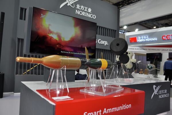 الأسلحة الصينية المشاركة في معرض إيديكس 2021 - سبوتنيك عربي
