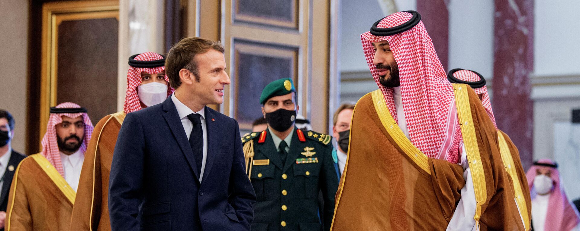 ولي العهد السعودي الأمير محمد بن سلمان يستقبل الرئيس الفرنسي إيمانويل ماكرون في جدة - سبوتنيك عربي, 1920, 28.07.2022