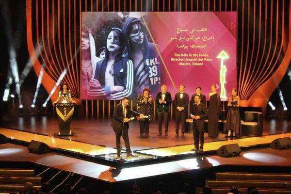توزيع جوائز الأفلام في مهرجان القاهرة السينمائي  - سبوتنيك عربي