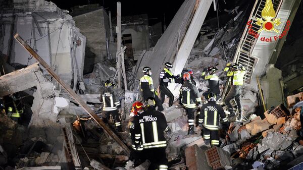 انهيار مبنى بعد انفجار غازي في صقلية، إيطاليا - سبوتنيك عربي
