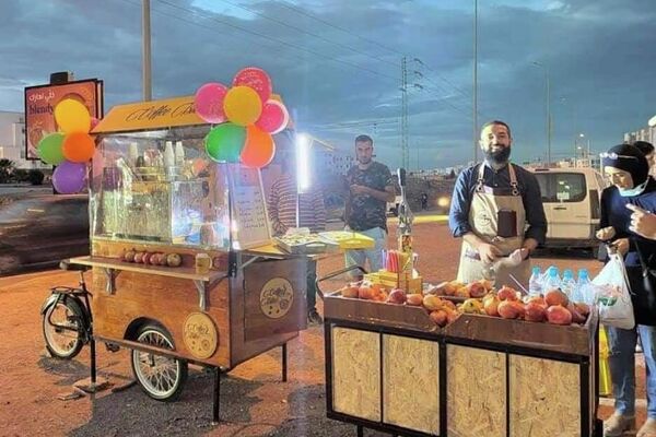 مهندس تونسي يبتكر مقهى متجولا على دراجة هوائية - سبوتنيك عربي