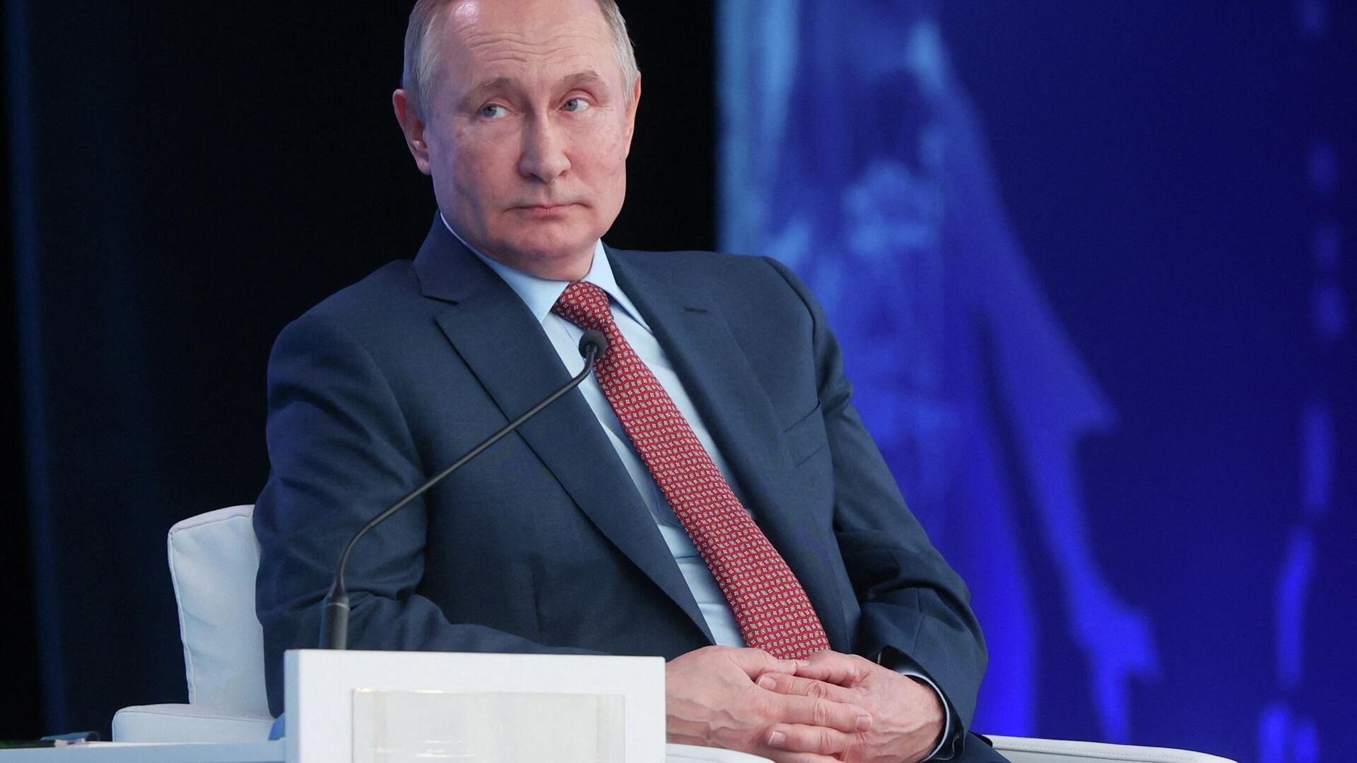 الرئيس الروسي فلاديمير بوتين يحضر مؤتمر الاتحاد الروسي للصناعيين ورجال الأعمال (RSPP) في موسكو ، روسيا 17 ديسمبر 2021 - سبوتنيك عربي, 1920, 17.01.2022