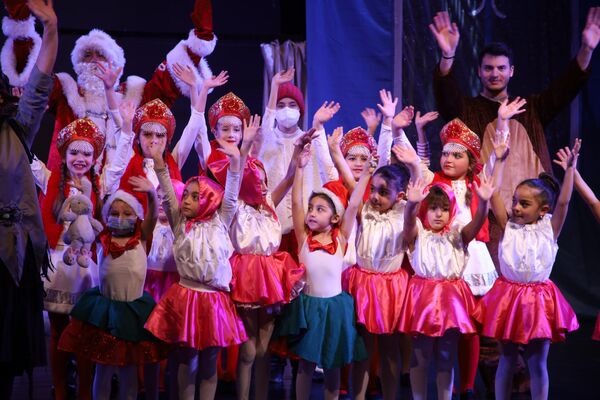 احتفالات عبد الميلاد في المركز الثقافي الروسي ببيروت - سبوتنيك عربي