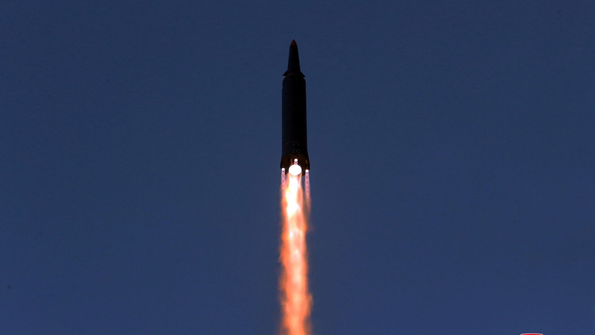 اختبار إطلاق صاروخ تفوق سرعته سرعة الصوت في كوريا الشمالية، 11 يناير 2022  - سبوتنيك عربي, 1920, 27.02.2022