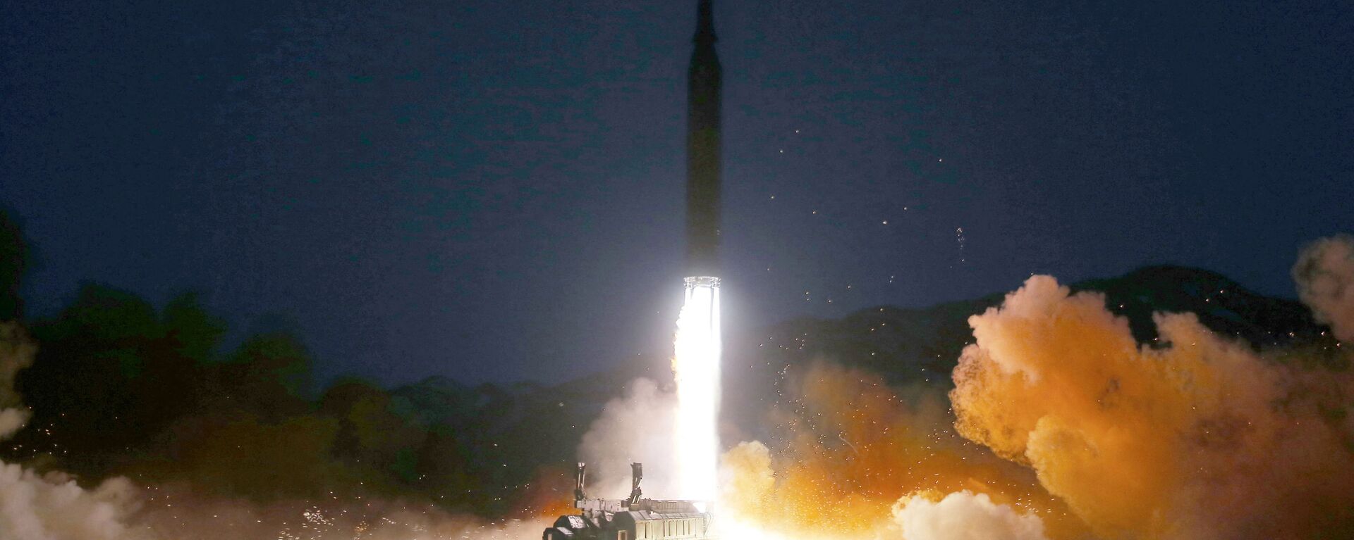 اختبار إطلاق صاروخ تفوق سرعته سرعة الصوت في كوريا الشمالية، 11 يناير 2022  - سبوتنيك عربي, 1920, 13.01.2022