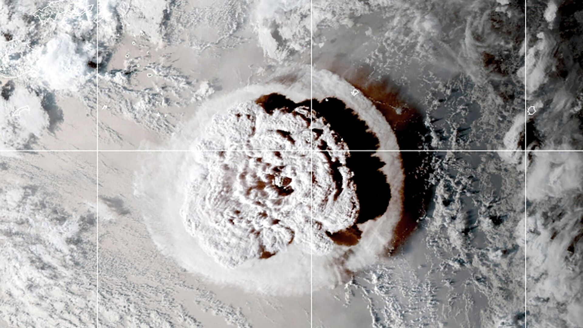 صورة ملتقطة بواسطة القمر الصناعي لثوران بركان تحت الماء قبالة تونغا 15 يناير 2022
 - سبوتنيك عربي, 1920, 16.01.2022
