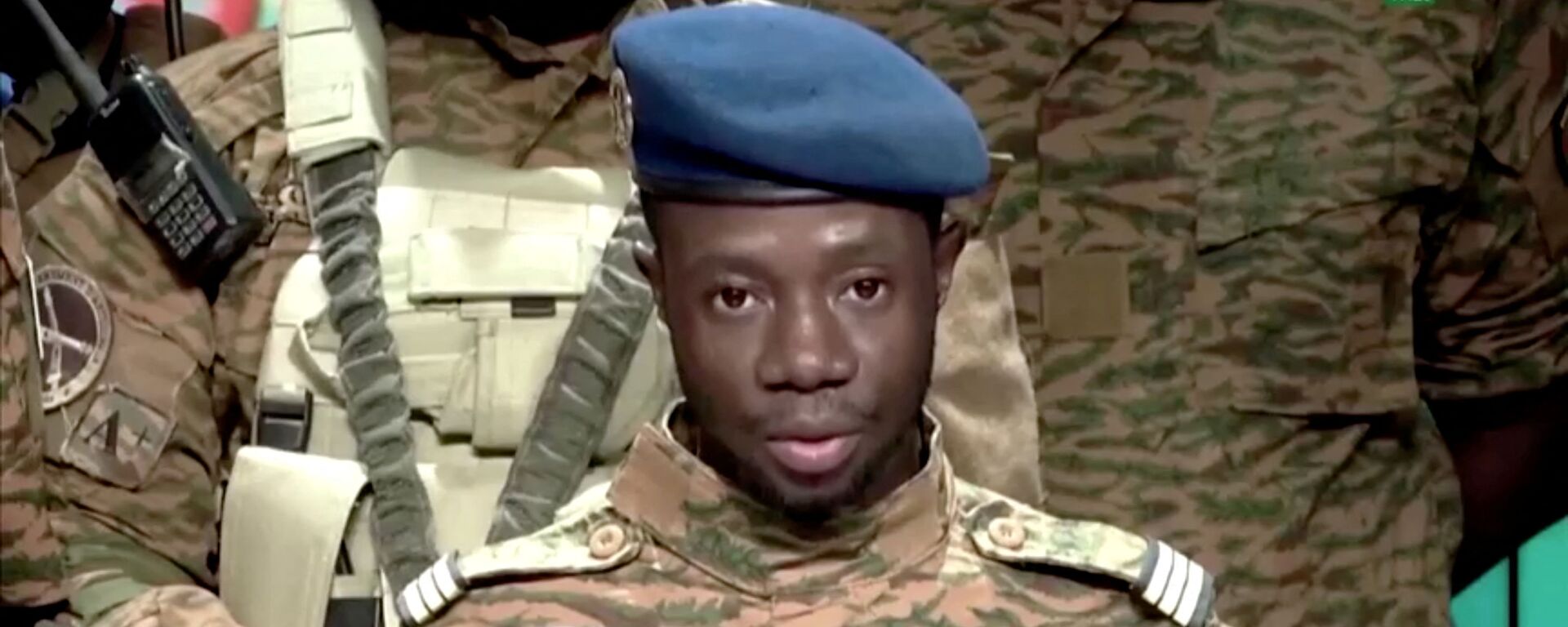 قائد جيش بوركينا فاسو، سيدسوري كادير أويدراوغو، يعلن إقالة الرئيس وحل الحكومة والبرلمان وإغلاق الحدود، 24 يناير 2022 - سبوتنيك عربي, 1920, 13.06.2022