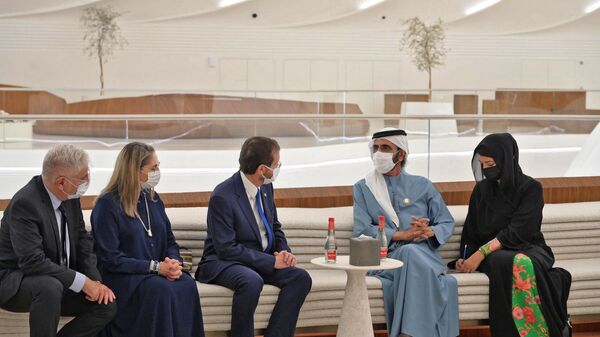 الرئيس الإسرائيلي يتسحاق هرتسوغ وزوجته ميخال هرتسوغ يلتقيان الشيخ محمد بن راشد آل مكتوم، في معرض إكسبو دبي 2020، 31 يناير/ كانون الثاني 2022 - سبوتنيك عربي