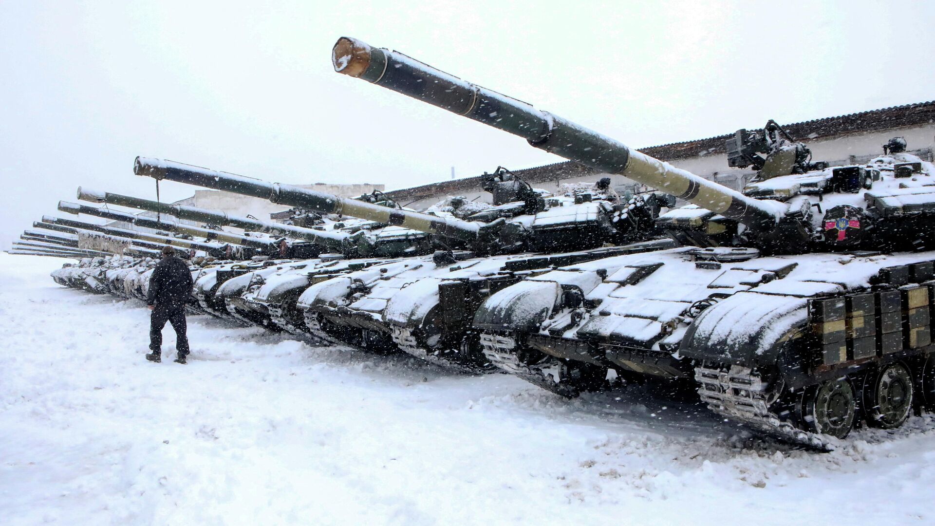 تعزيزات وتدريبات قوات الجيش الأوكراني في ضواحي خاركوف، أوكرانيا 31 يناير 2022 - سبوتنيك عربي, 1920, 13.02.2022