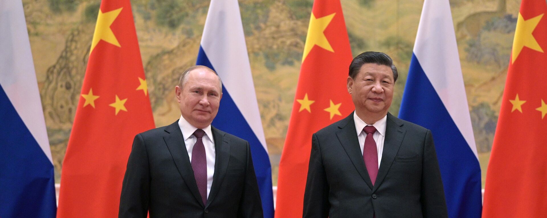 لقاء رئيس روسيا فلاديمير بوتين ونظيره الصيني شي جين بينغ في بكين، الصين 4 فبراير 2022 - سبوتنيك عربي, 1920, 12.09.2023