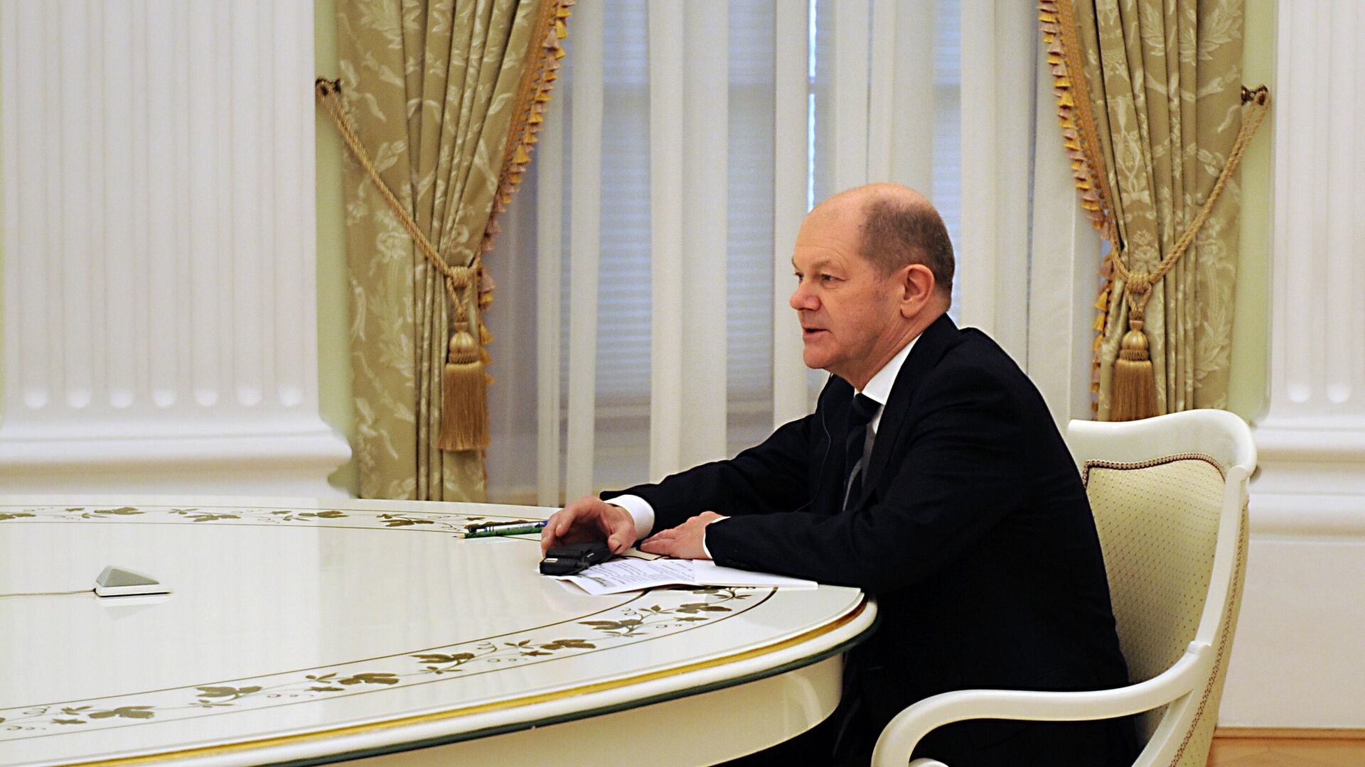 محادثات الرئيس الروسي فلاديمير بوتين مع مستشار ألمانيا أولاف شولتز  في موسكو، روسيا 15 فبراير 2022 - سبوتنيك عربي, 1920, 22.11.2022