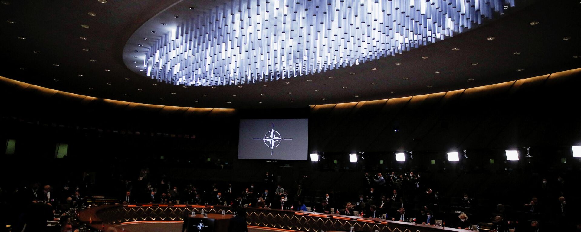  اجتماع طاولة مستديرة لوزراء دفاع الناتو في بروكسل، بلجيكا، 17 فبراير 2022 - سبوتنيك عربي, 1920, 15.03.2022
