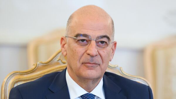 وزير الخارجية اليوناني نيكوس ديندياس في موسكو، روسيا 18 فبراير 2022 - سبوتنيك عربي