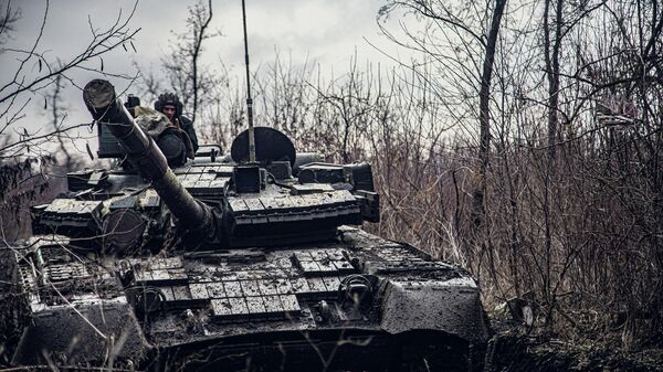 تعزيزات وتدريبات قوات الجيش الأوكراني في موقع غير معلوم، أوكرانيا 18 فبراير 2022 - سبوتنيك عربي