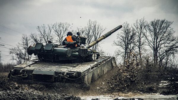 تعزيزات وتدريبات قوات الجيش الأوكراني في موقع غير معلوم، أوكرانيا 18 فبراير 2022
 - سبوتنيك عربي