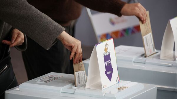 اجراء انتخابات مبكرة في سئول، كوريا الجنوبية 4 مارس 2022 - سبوتنيك عربي
