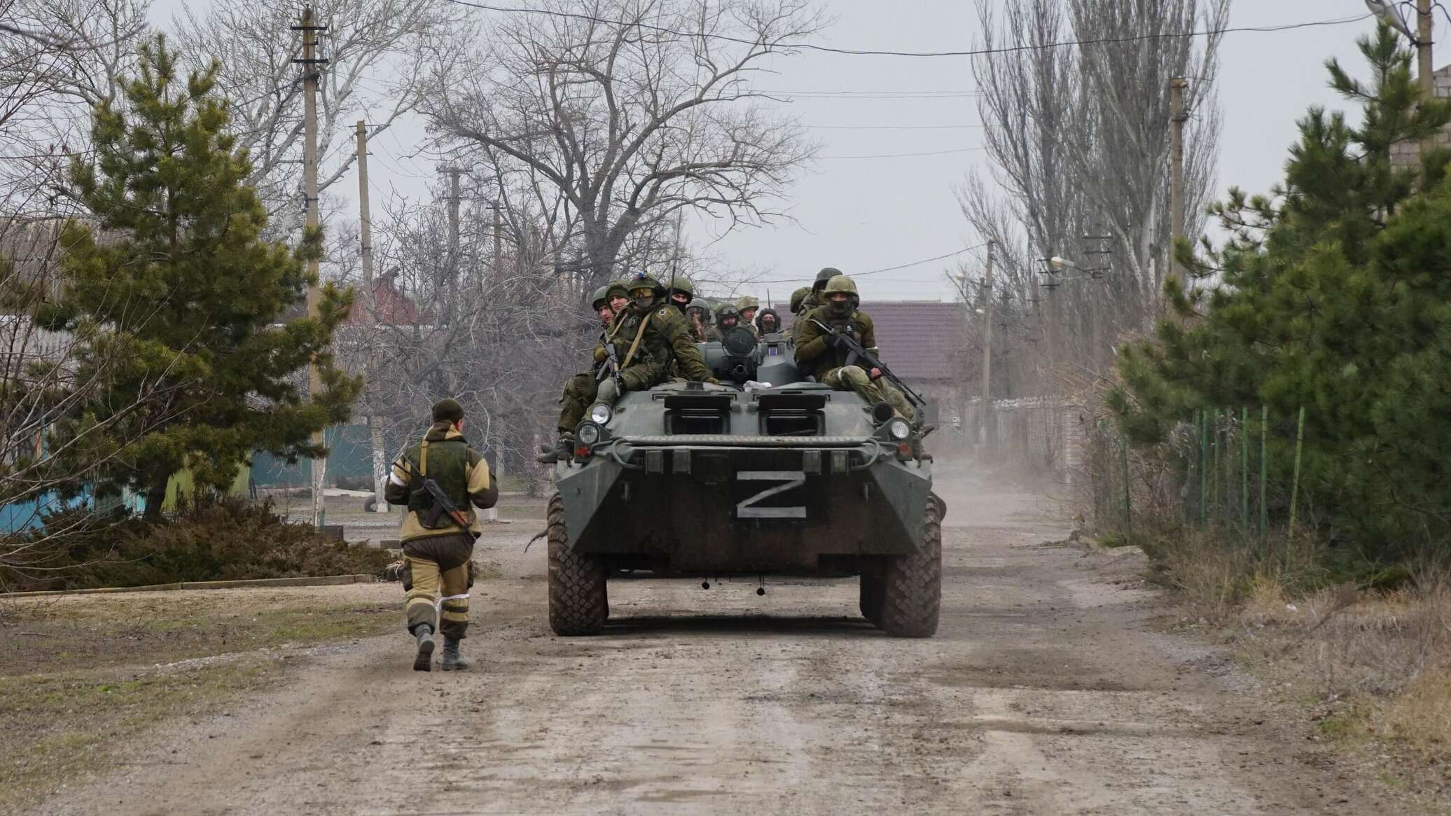 Ведут украинских военных