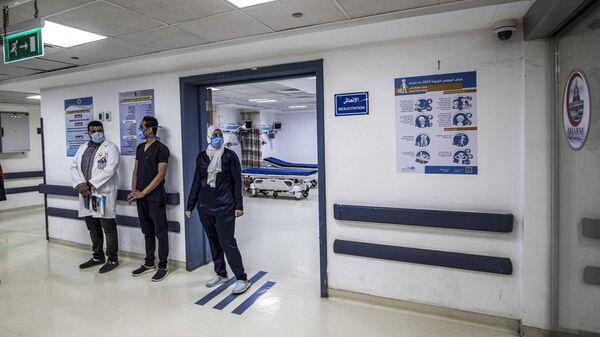 أطباء وممرضين في مستشفى شرم الشيخ - مصر - سبوتنيك عربي