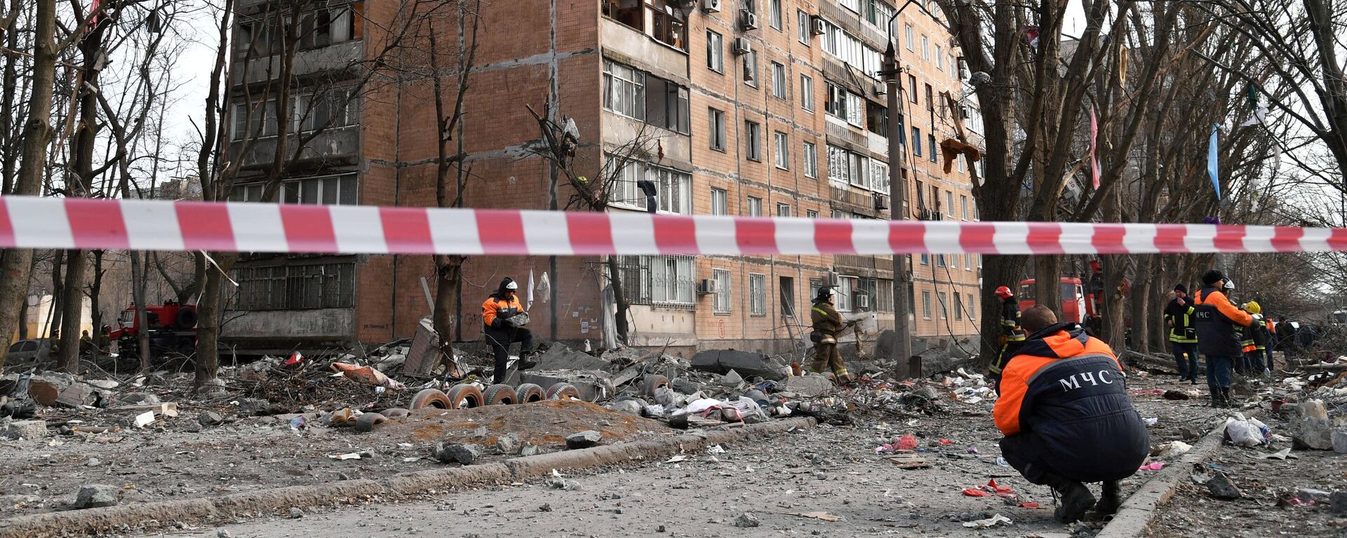 آثار قصف القوات المسلحة الأوكرانية في دونيتسك، جمهورية دونيتسك الشعبية 30 مارس 2022 - سبوتنيك عربي, 1920, 19.11.2022