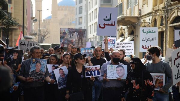 مسيرة لأهالي ضحايا انفجار مرفأ بيروت - سبوتنيك عربي