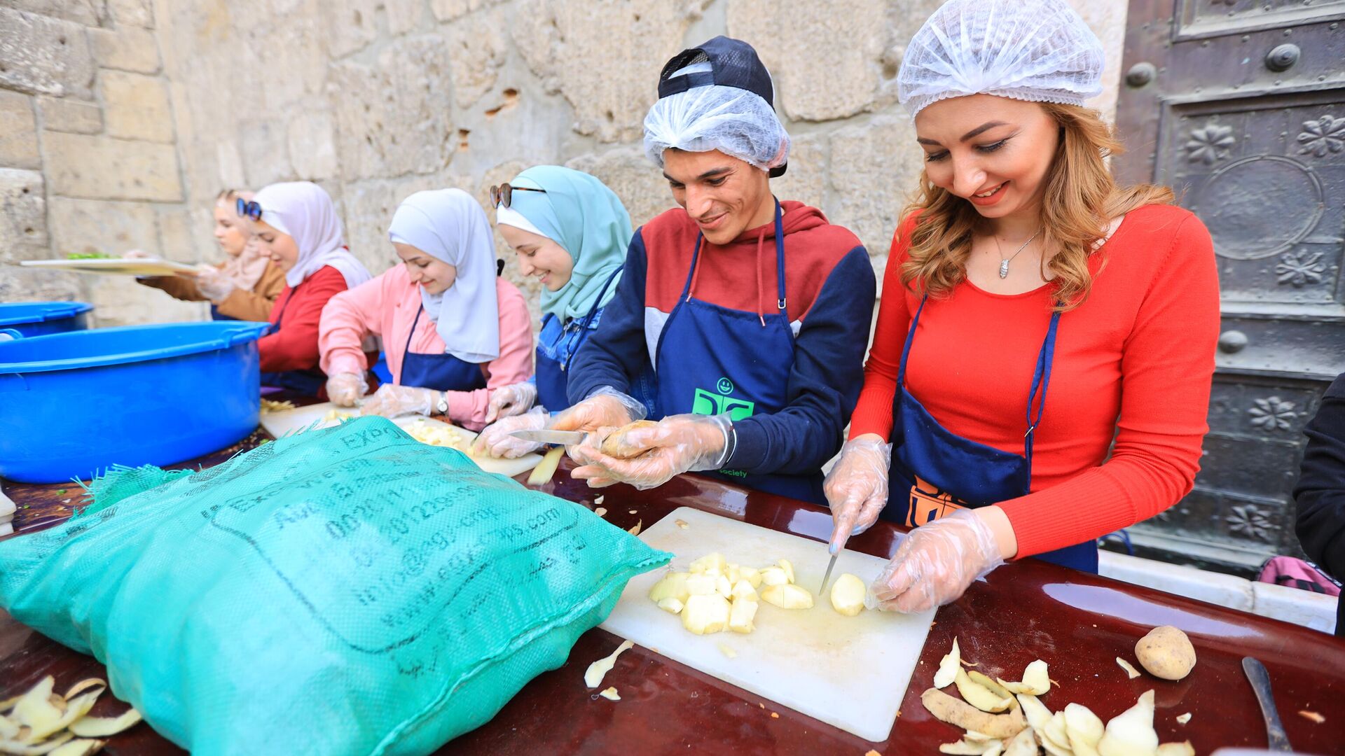 مبادرة خسى الجوع، مسلمون ومسيحيون يطعمون الصائمين، دمشق، سوريا - سبوتنيك عربي, 1920, 05.04.2022