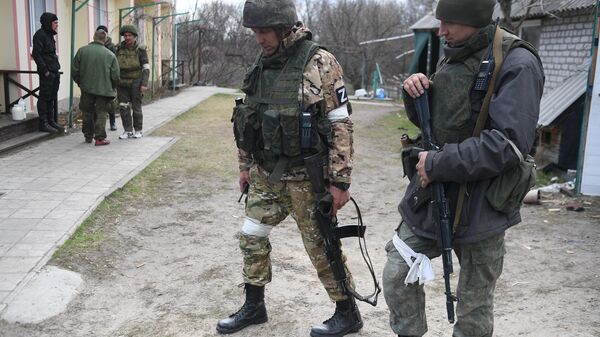 قوات جمهورية لوغانسك الشعبية في سيفيرودونيتسك، أوكرانيا 5 أبريل 2022 - سبوتنيك عربي