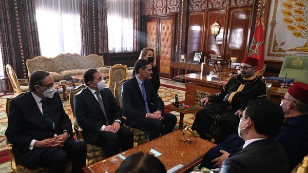 رئيس الوزراء الإسباني بيدرو سانشيز وملك المغرب محمد السادس - سبوتنيك عربي