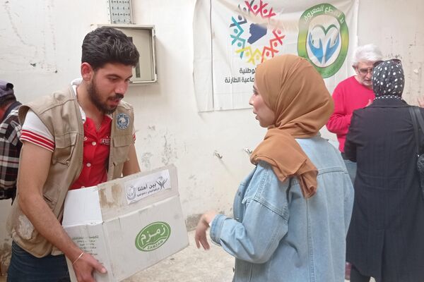 نادي الفتوة السوري يطلق حملة رمضانية لمساعدة فقراء ديرالزور - سبوتنيك عربي