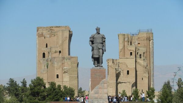 قصر آق سراي وتمثال تيمور في مدينة سمرقند، أوزبكستان   - سبوتنيك عربي