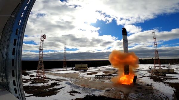 تجربة ناجحة لاختبار صاروخ سارمات باليستي عابر للقارات، 21 أبريل 2022 - سبوتنيك عربي