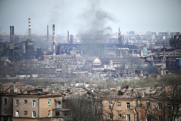 منظر لمصنع آزوفستال في ماريوبول، أوكرانيا 23 أبريل 2022 - سبوتنيك عربي
