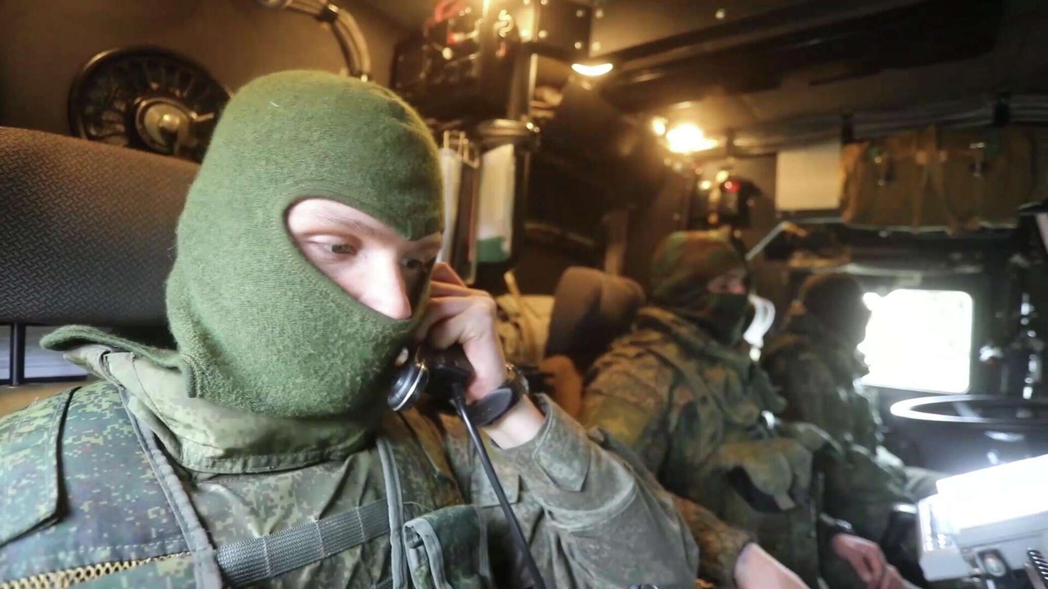 "إسكندر" الروسي يدمر موقعا أوكرانيا في مقاطعة خاركوف... فيديو