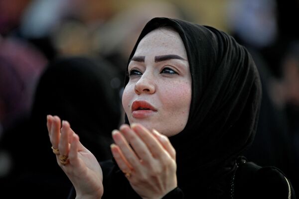  صلاة عيد الفطر في بغداد، العراق 2 مايو 2022 - سبوتنيك عربي
