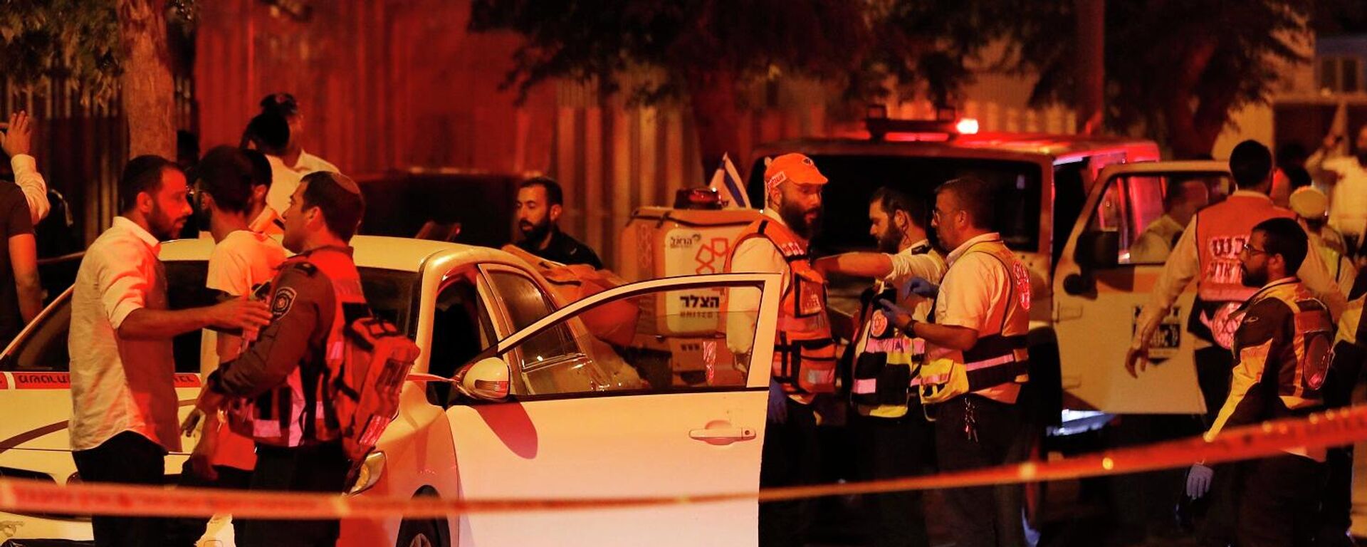 الشرطة الإسرائيلية تطوق منطقة بعد هجوم في مدينة إلعاد المركزية، 5 مايو/ أيار 2022 - سبوتنيك عربي, 1920, 19.10.2022