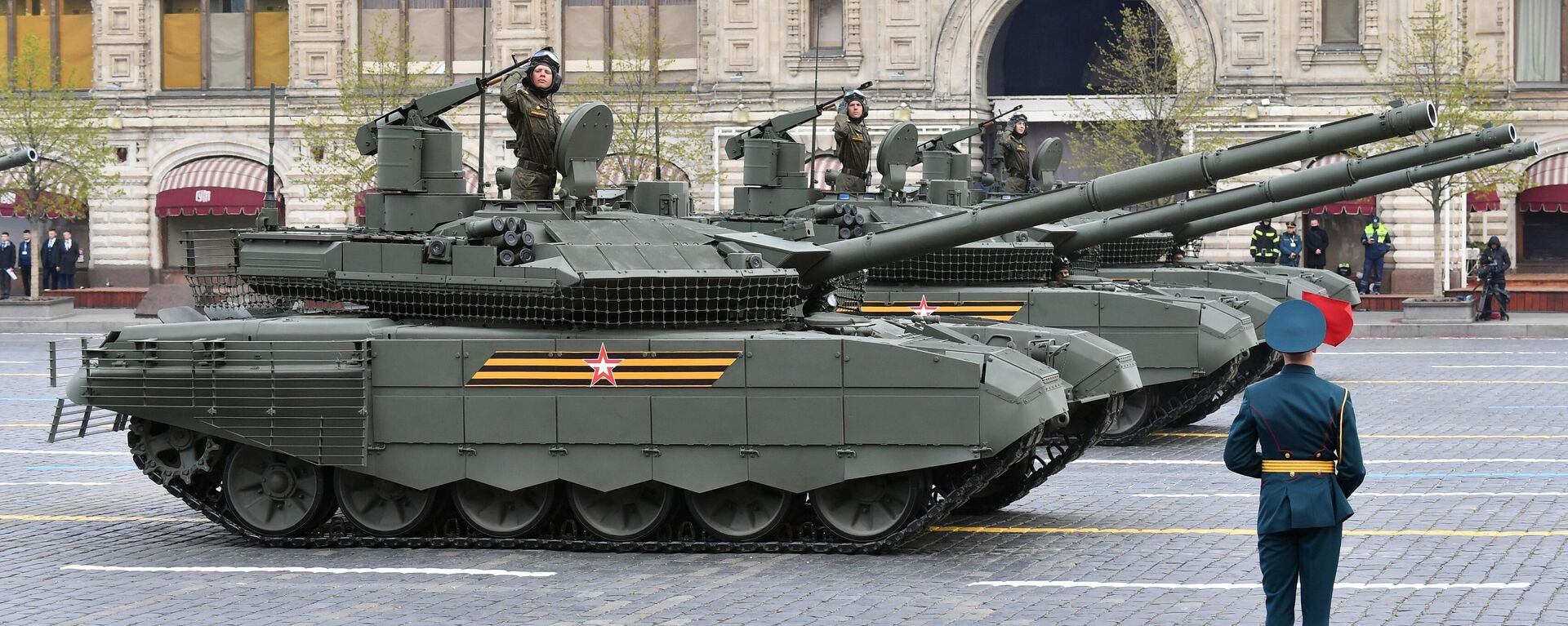 دبابات تي-90إم (بروريف)، خلال العرض العسكري بمناسبة الذكرى الـ77 لعيد النصر في الحرب الوطنية العظمى على الساحة الحمراء في موسكو، روسيا 9 مايو 2022 - سبوتنيك عربي, 1920, 17.10.2022