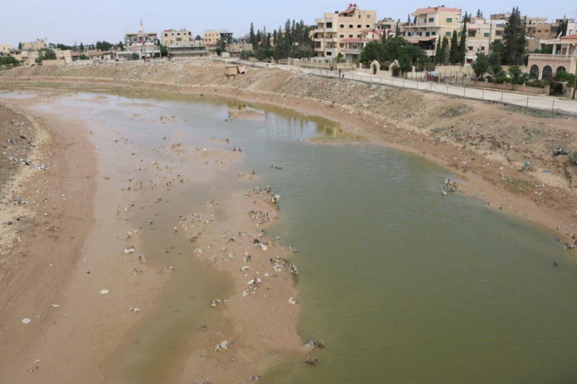 انخفاض تاريخي في منسوب نهر الفرات ينذر بكارثة إنسانية وبيئية خطيرة شرقي سوريا - سبوتنيك عربي, 1920, 09.05.2022