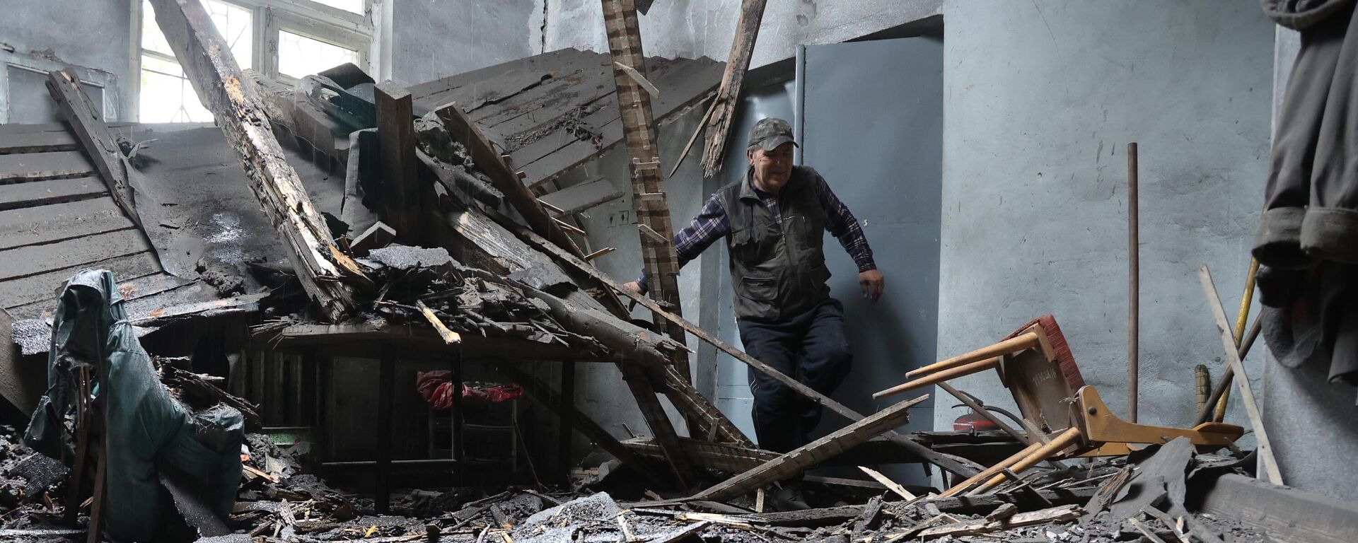 تداعيات قصف القوات المسلحة الأوكرانية في دونيتسك، جمهورية دونيتسك الشعبية 19 مايو 2022 - سبوتنيك عربي, 1920, 27.05.2022