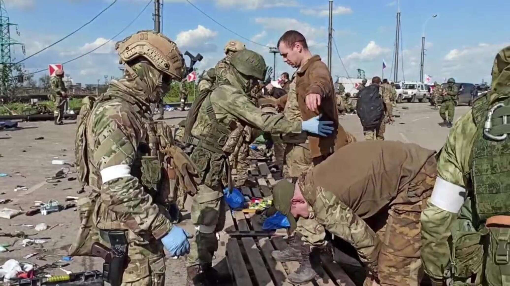 استسلام 54 جنديا أوكرانيا للقوات الروسية خلال أسبوع واحد