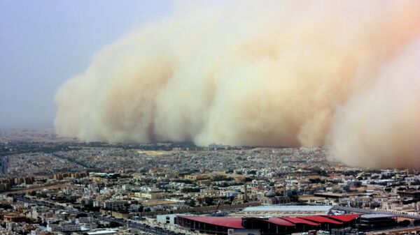 عاصفة رملية تضرب العاصمة السعودية الرياض، مارس 10 عام 2009 - سبوتنيك عربي
