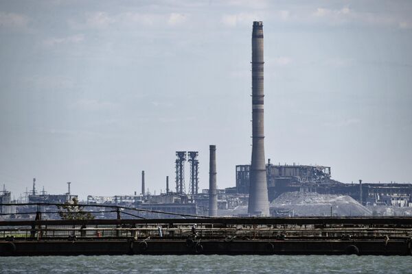 منظر مصنع آزوفستال من ميناء ماريوبول - سبوتنيك عربي