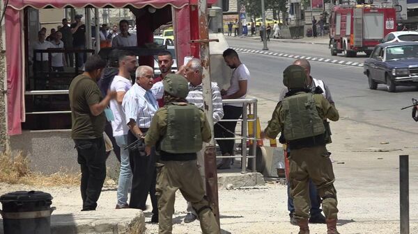 الجيش الإسرائيلي يقمع مسيرة الاعلام الفلسطينية جنوب نابلس  - سبوتنيك عربي