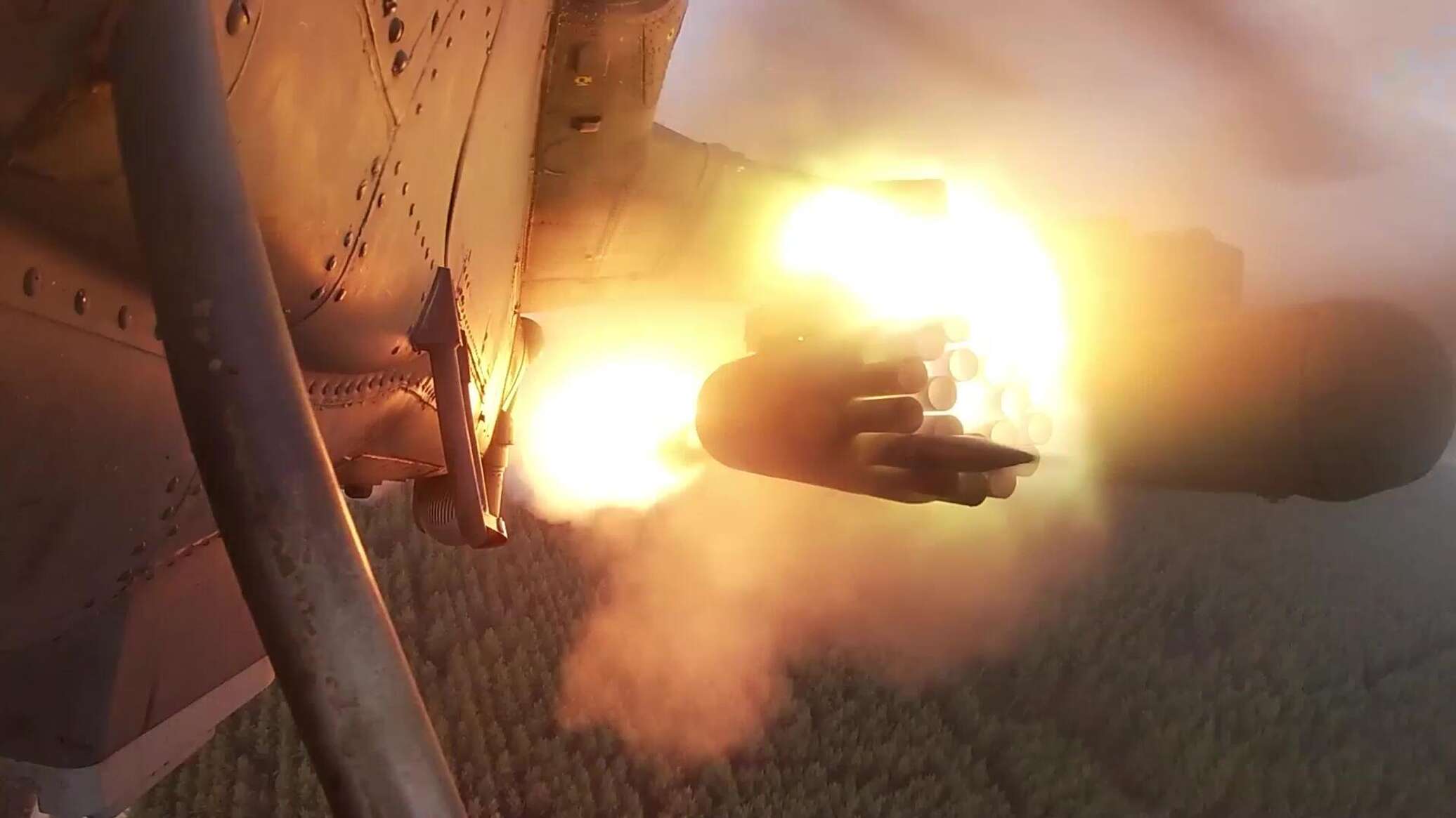 الدفاع الروسية: تدمير 3 مستودعات للذخيرة على محور دونيتسك بقصف جوي وصاروخي- عاجل