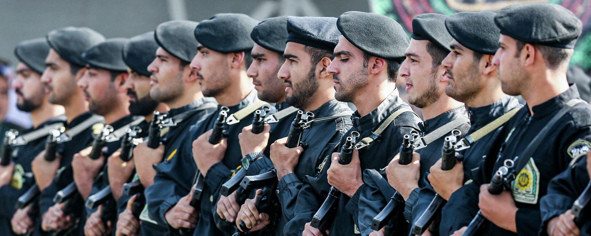 عناصر من الشرطة الإيرانية - سبوتنيك عربي, 1920, 21.06.2022