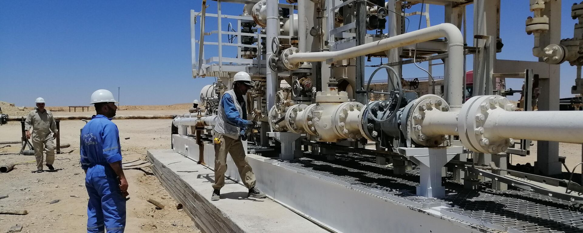 وزير النفط السوري: بدء الانتاج في حقل غاز يكتنز 9 مليار متر مكعب - سبوتنيك عربي, 1920, 20.09.2022