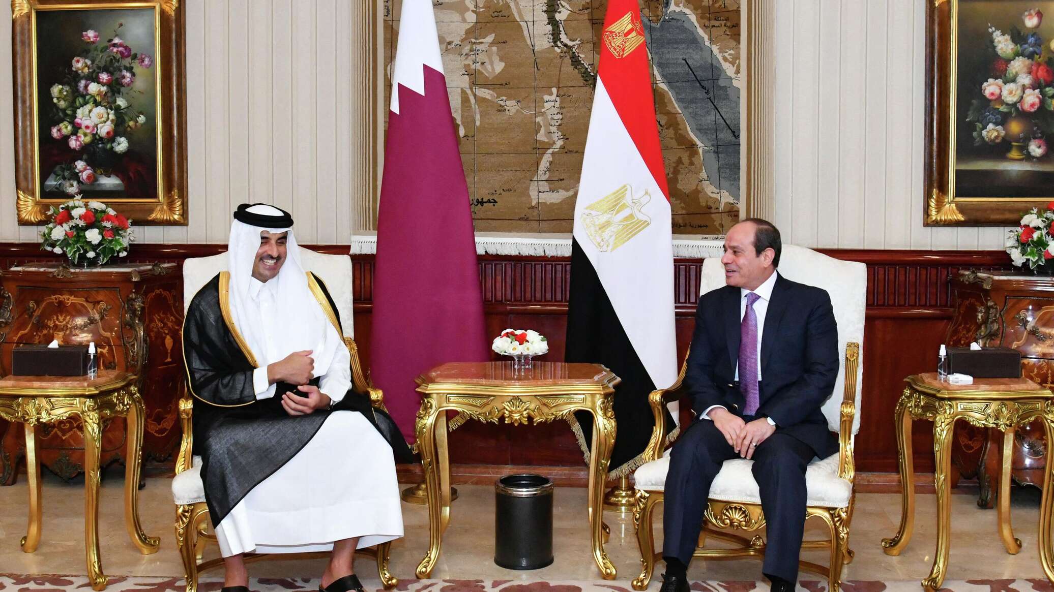 السيسي في رسالة إلى أمير قطر: جهود مصر وقطر تكاملت لإتمام الهدنة الإنسانية في قطاع غزة