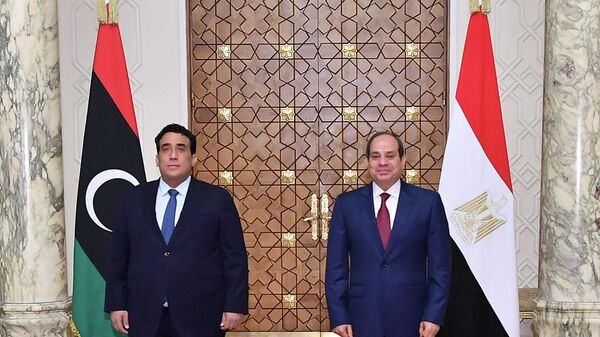 الرئيس المصري عبد الفتاح السيسي يستقبل رئيس المجلس الرئاسي في ليبيا محمد المنفي في القاهرة - سبوتنيك عربي