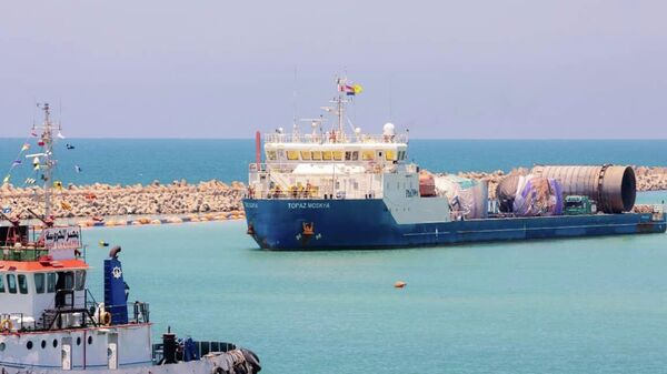 ميناء العريش يستقبل أول ناقلة حمولة ثقيلة لمحطة الطاقة - سبوتنيك عربي