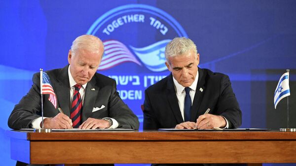 بايدن ولابيد يوقعان إعلان القدس للشراكة الاستراتيجية بين الولايات المتحدة وإسرائيل
 - سبوتنيك عربي